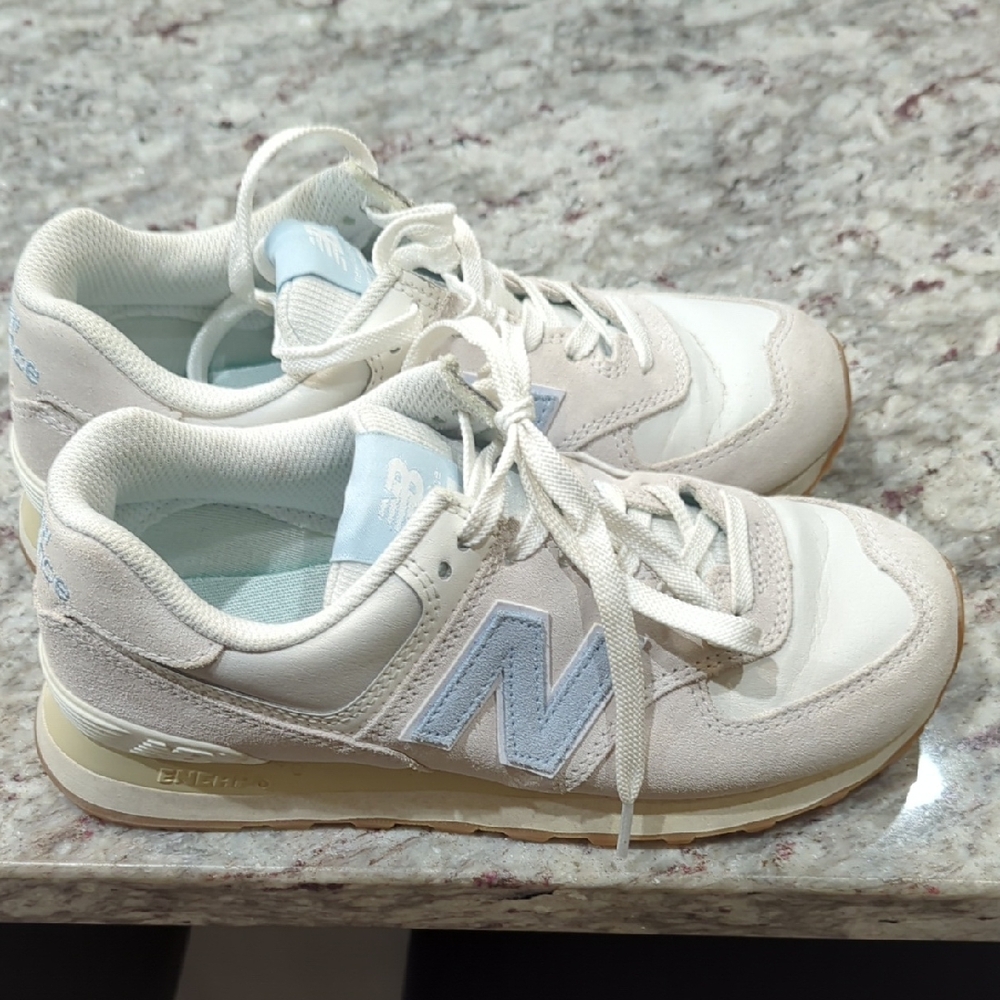 New Balance White and Blue Sneakers with Retro Style